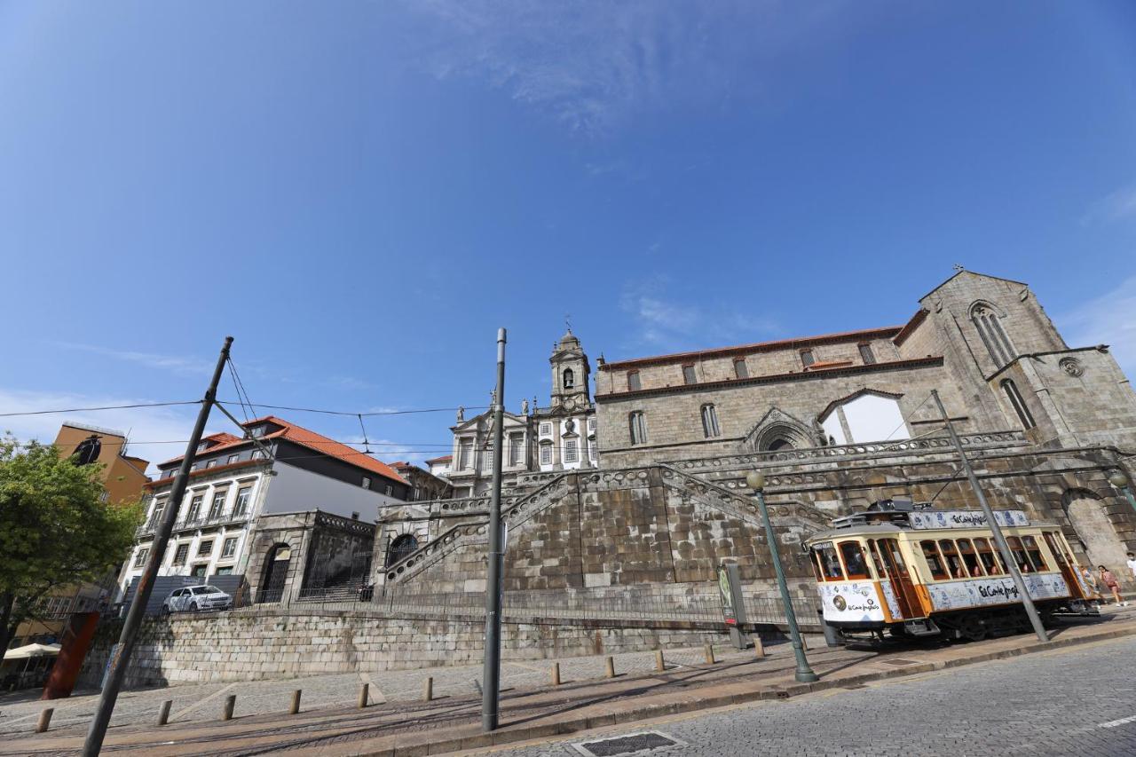 Flh Almada Cozy Apartment With View Porto Eksteriør billede