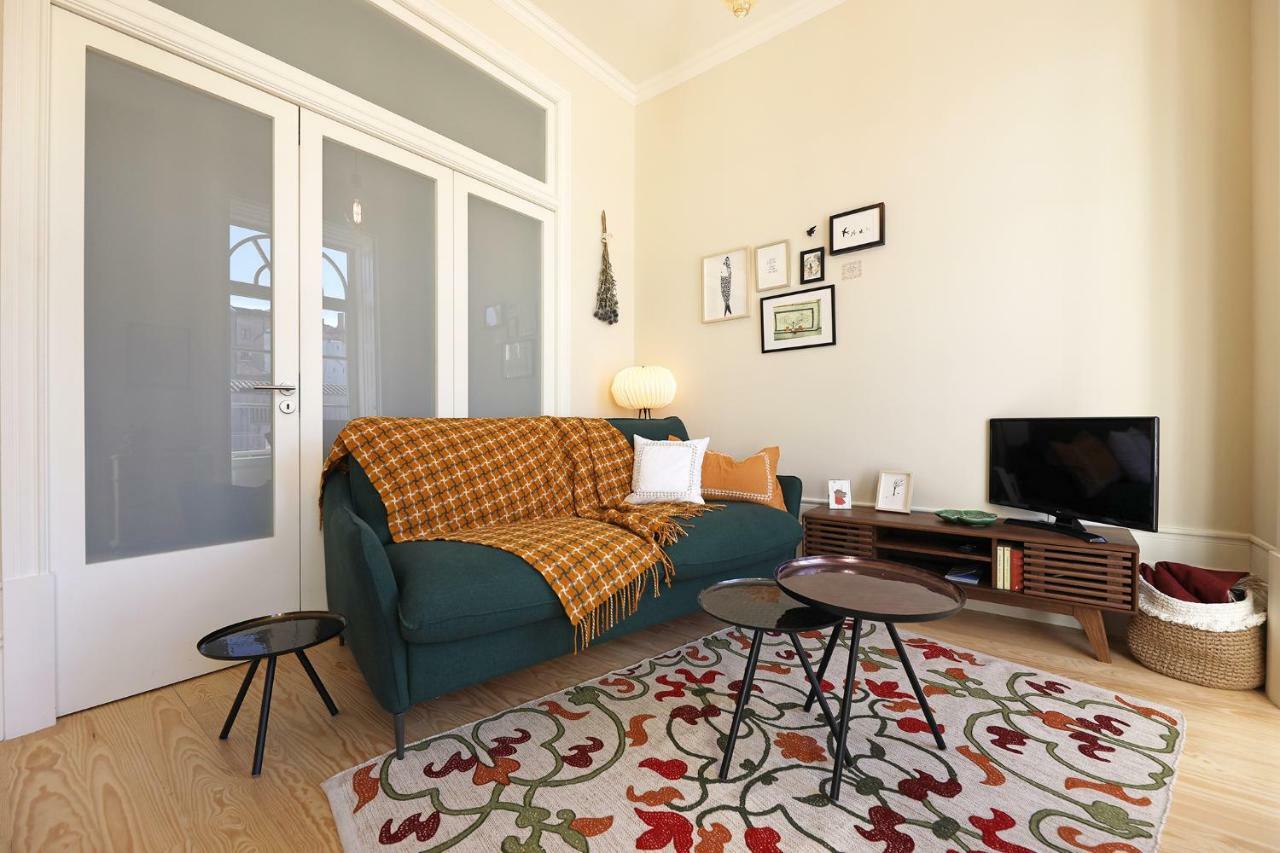Flh Almada Cozy Apartment With View Porto Eksteriør billede