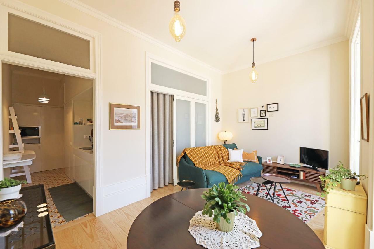 Flh Almada Cozy Apartment With View Porto Eksteriør billede