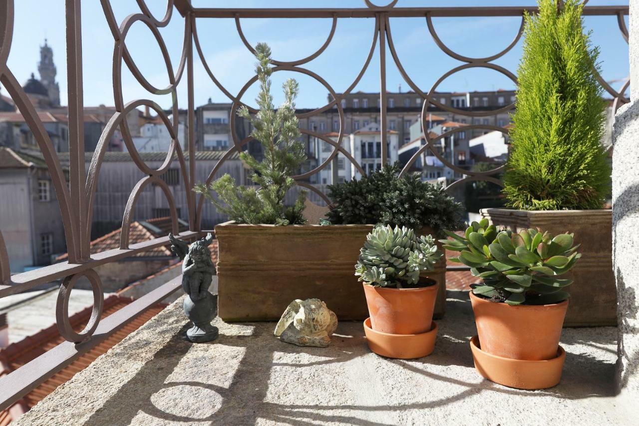 Flh Almada Cozy Apartment With View Porto Eksteriør billede